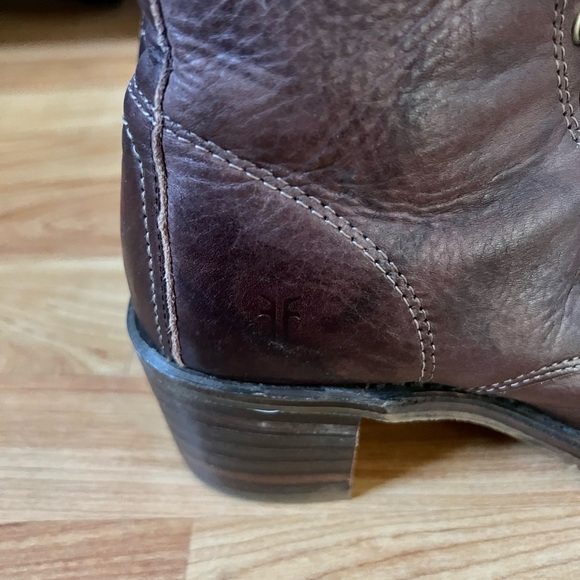 Frye Sabrina Lace Up Ankle Boots - Picture 9 of 13